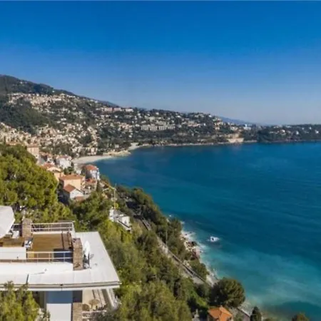 Roxanne * Roquebrune-Cap-Martin